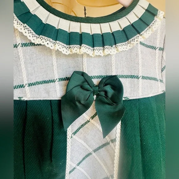 Elegant Green Plaid Kids Top - Picture 3 of 6